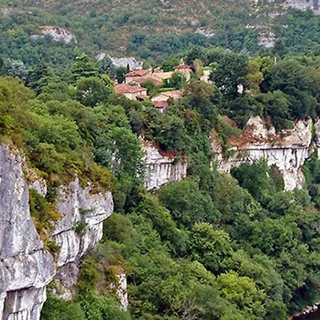 Grand & Petit * Сент-Антонен