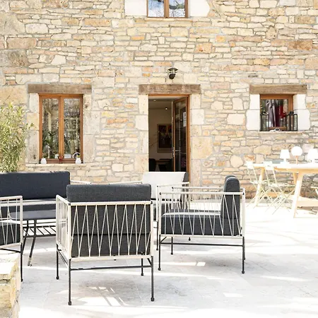 Grand & Petit Дом отдыха Сент-Антонен